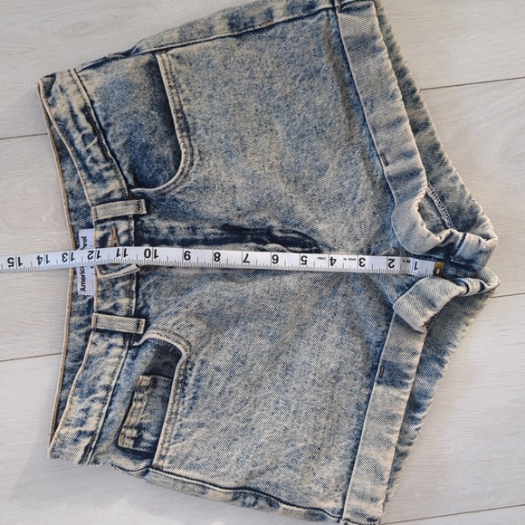 AMERICAN APPAREL High Waisted Denim Shorts - Picture 7 of 9